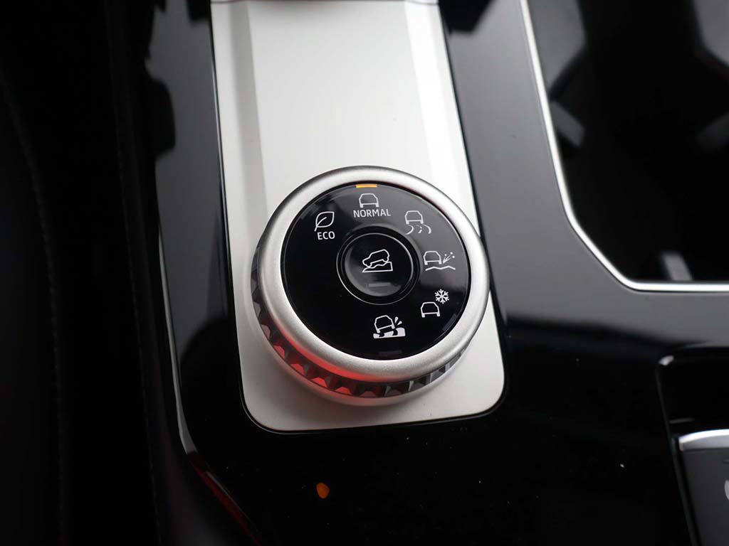 New 2026 Mitsubishi Outlander LE AWD/4WD image 53