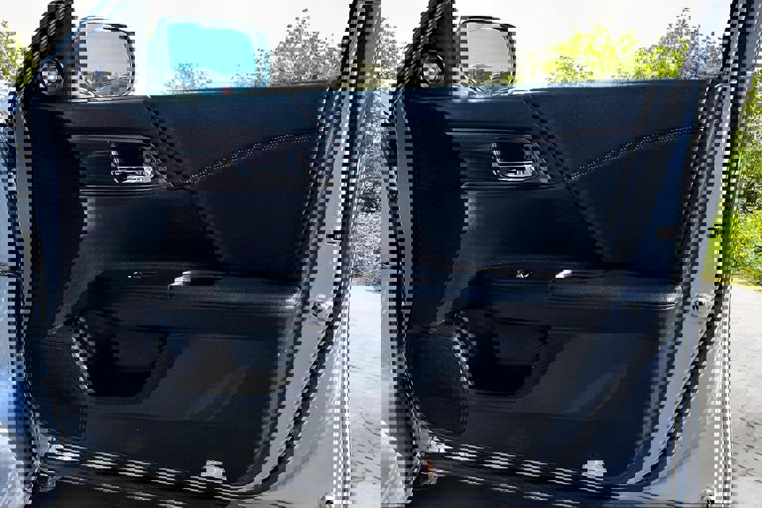 Used 2017 Honda Accord EX-L image 24