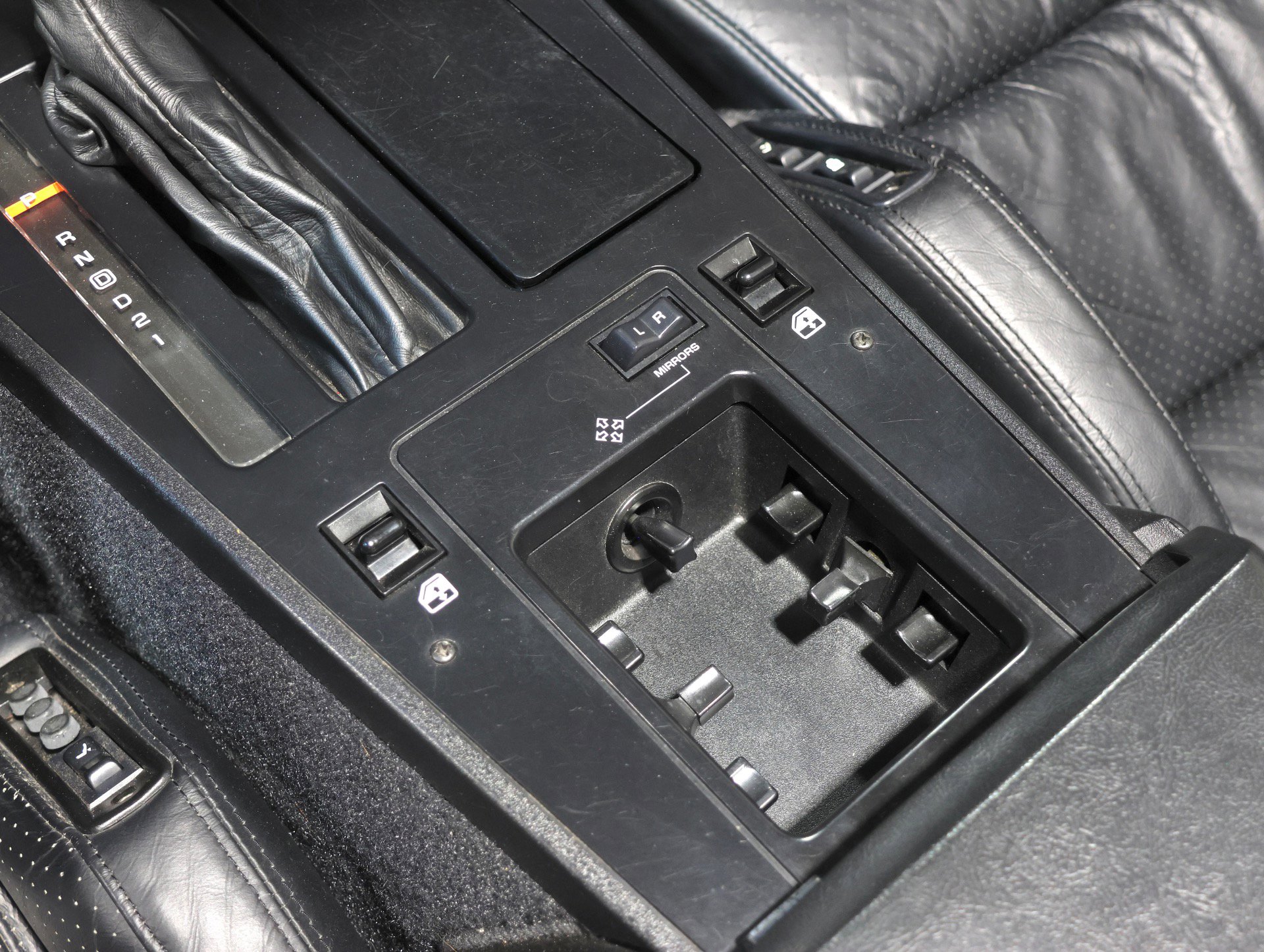 Used 1988 Chevrolet Corvette Convertible image 19