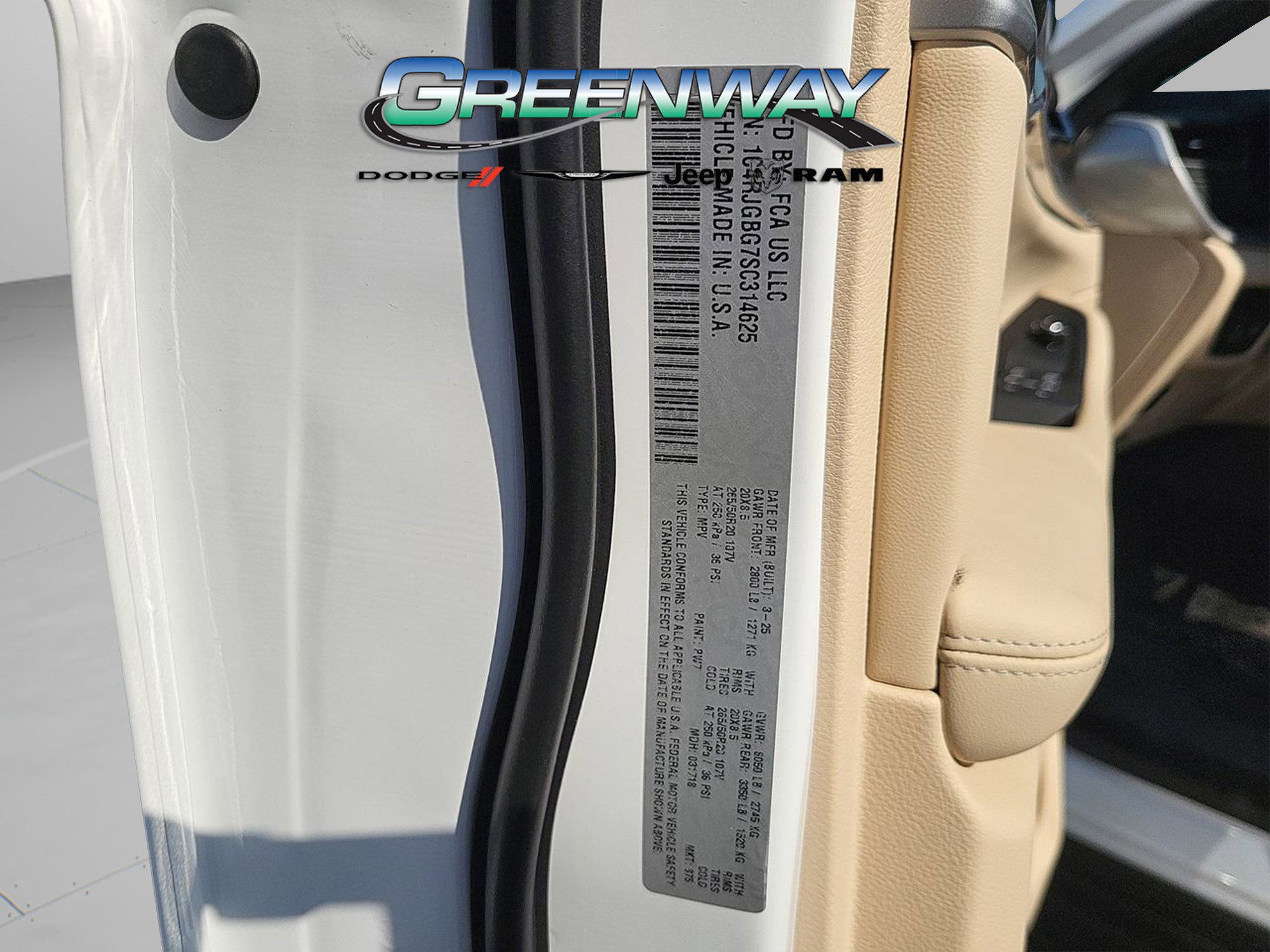 New 2025 Jeep Grand Cherokee Limited w/ Black Appearance Package image 35