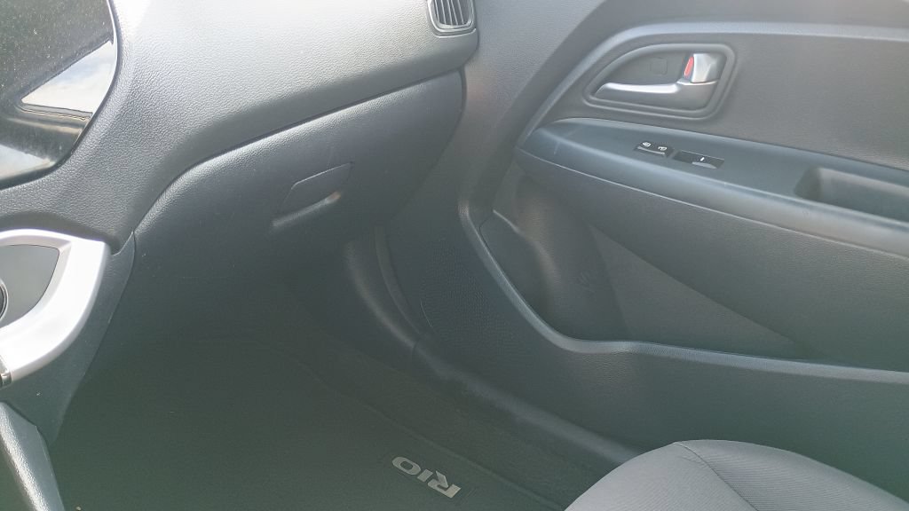 Used 2017 Kia Rio LX w/ Power Package FWD image 13