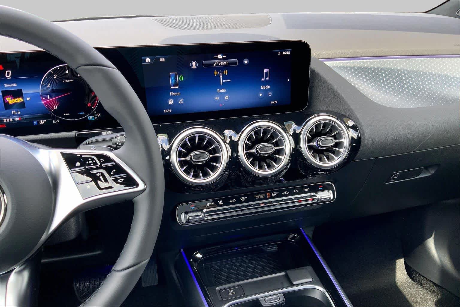 New 2026 Mercedes-Benz GLA 250 4MATIC image 6