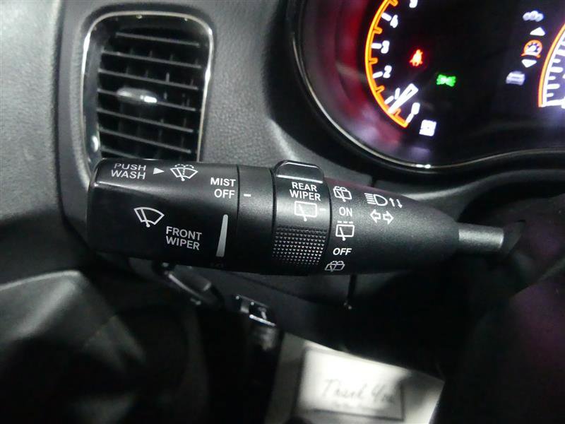 Used 2019 Dodge Durango GT image 39