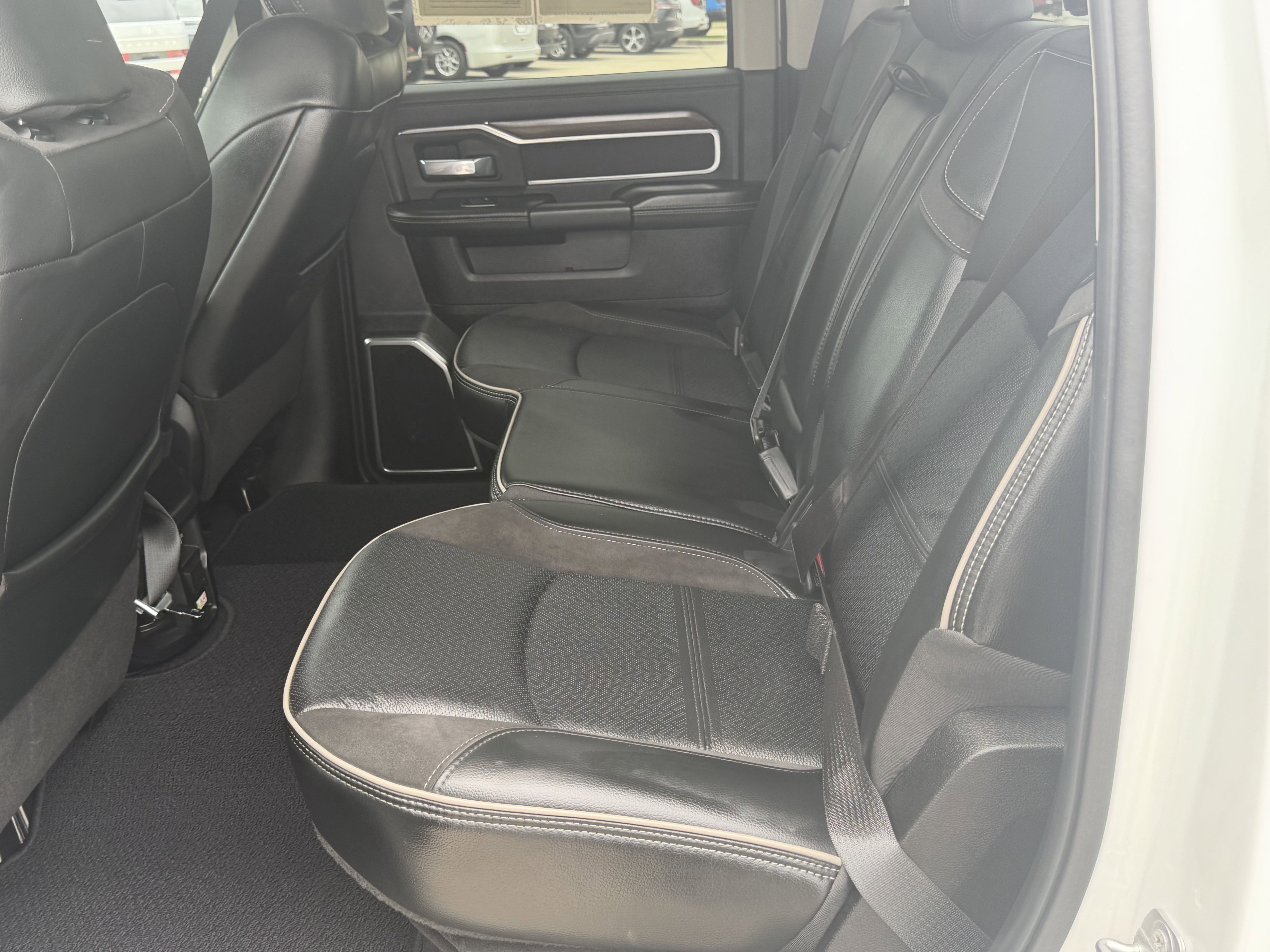 Used 2024 RAM 2500 Laramie w/ Safety Group AWD/4WD image 29