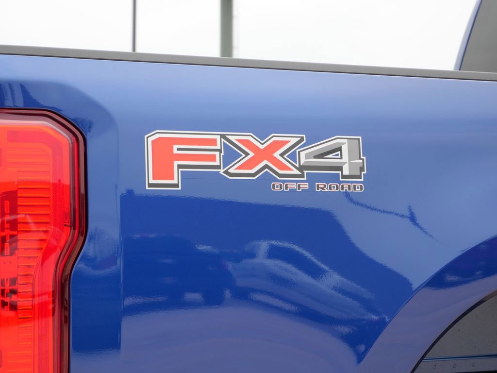 New 2026 Ford F250 XLT w/ FX4 Off-Road Package image 9
