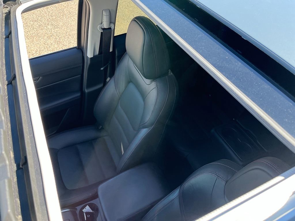 Used 2021 MAZDA CX-5 Carbon Edition image 23