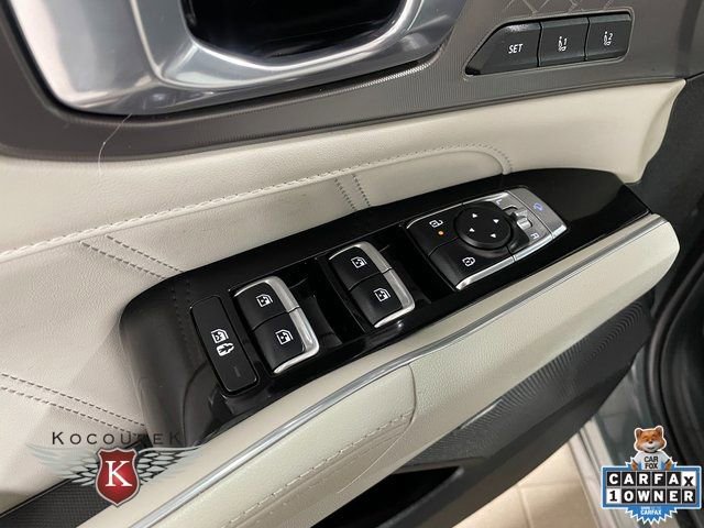 Used 2025 Kia Sorento SX Prestige AWD/4WD image 21