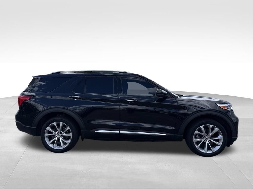 Used 2022 Ford Explorer Platinum w/ Equipment Group 601A AWD/4WD image 7
