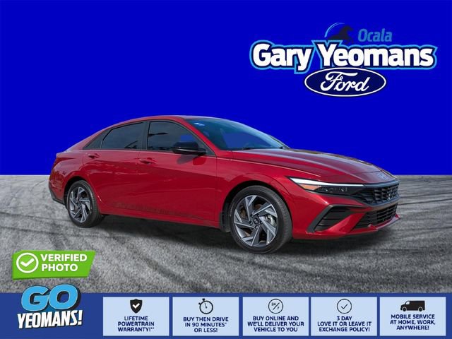 Used 2025 Hyundai Elantra Sport FWD image 1