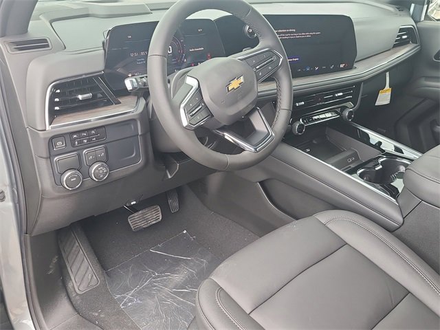 New 2025 Chevrolet Suburban LT w/ Comfort Package image 21