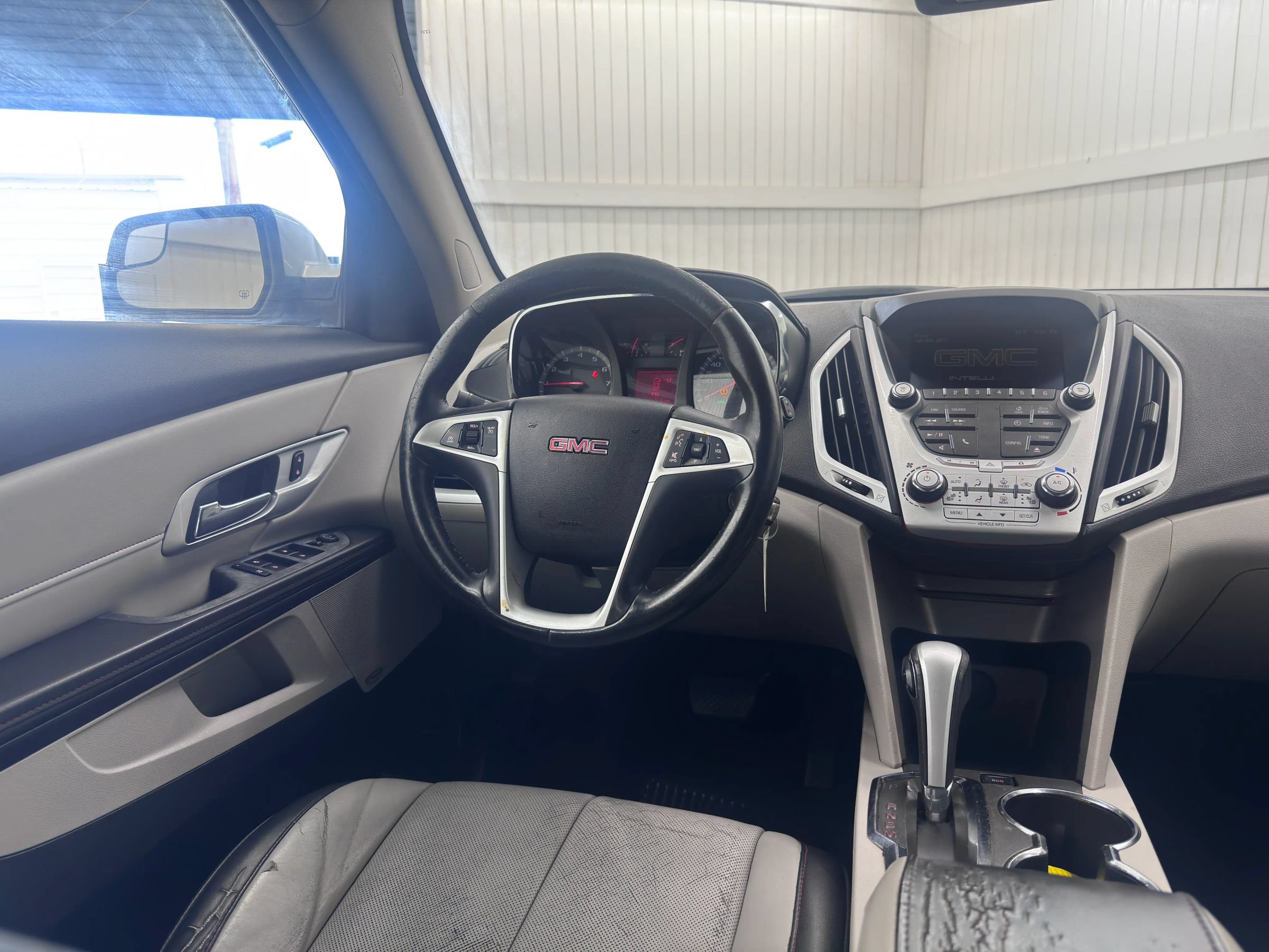 Used 2013 GMC Terrain SLT FWD image 15