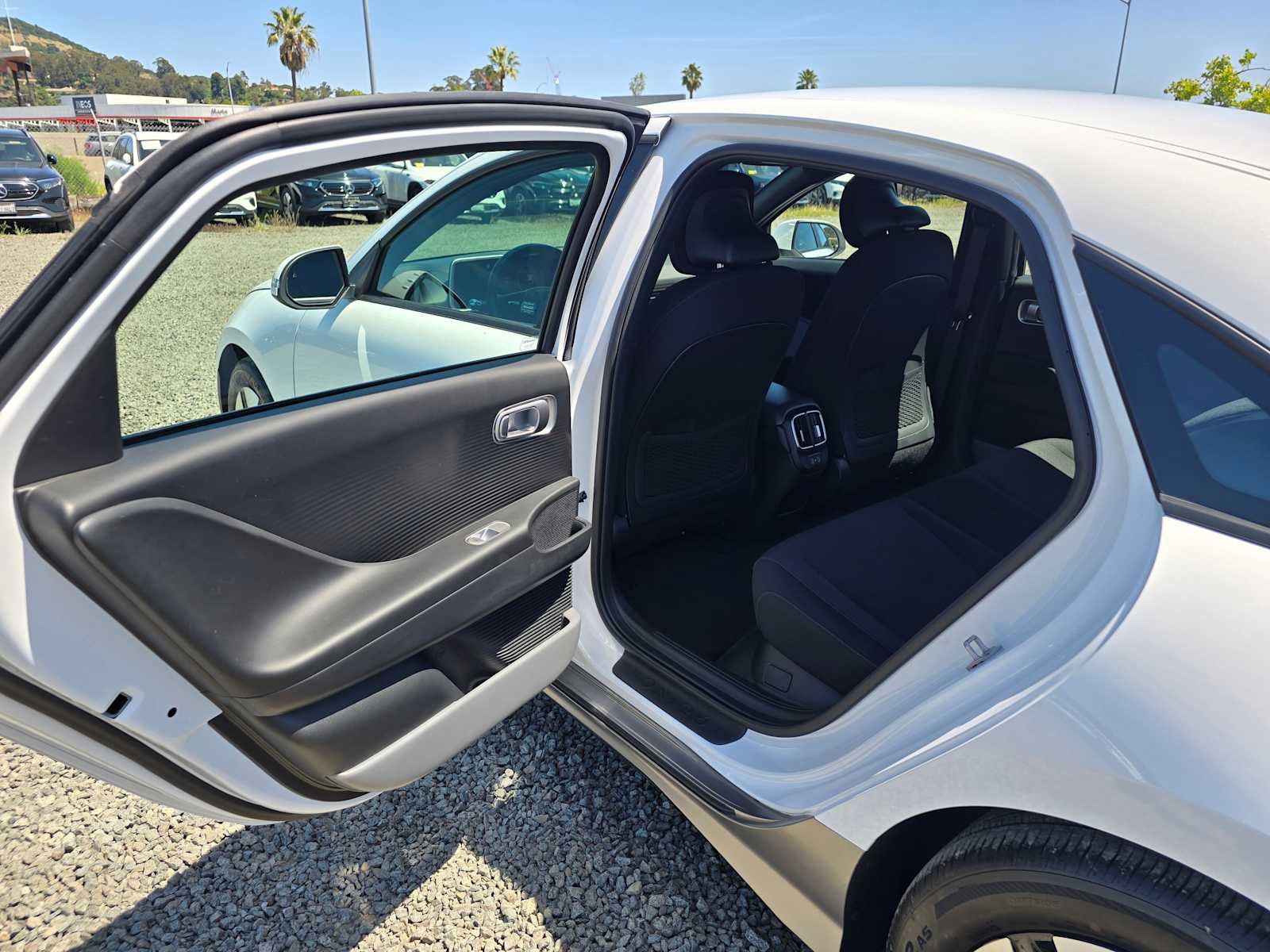 Used 2024 Hyundai Ioniq 6 SE image 17