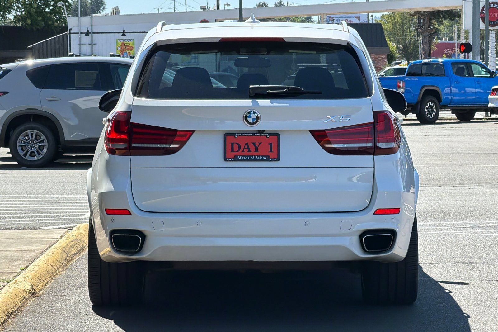 Used 2017 BMW X5 xDrive50i AWD/4WD image 6