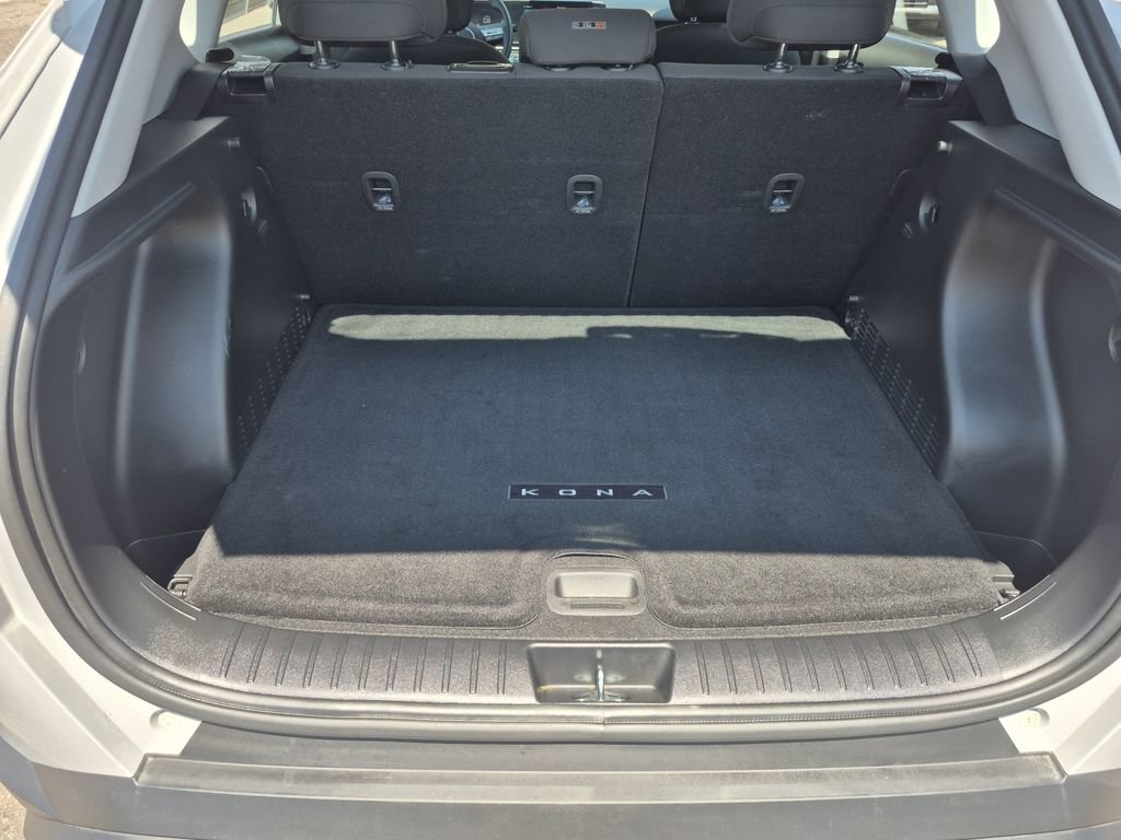 Used 2025 Hyundai Kona SE AWD/4WD image 15