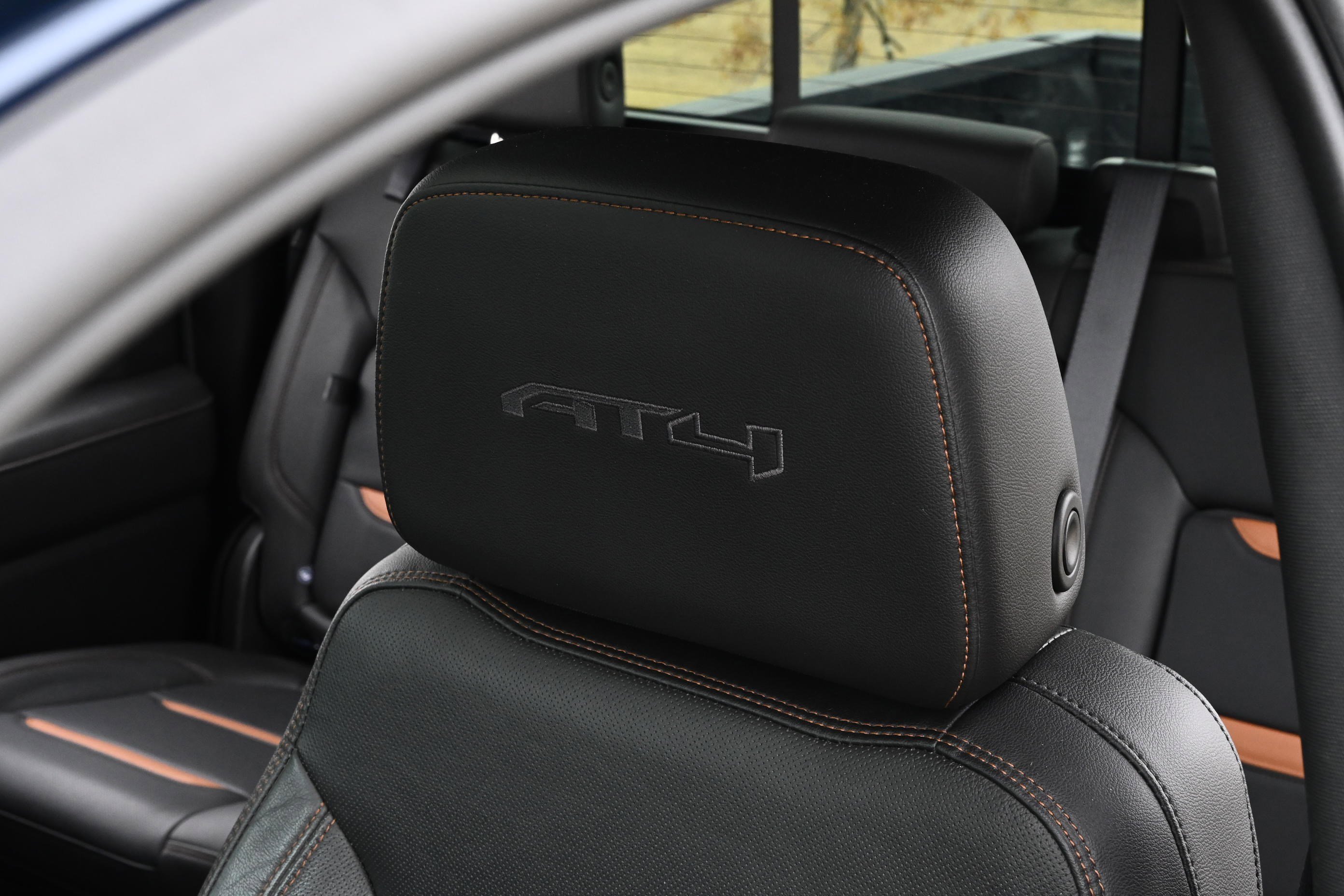 Used 2020 GMC Sierra 3500 AT4 w/ Technology Package image 30