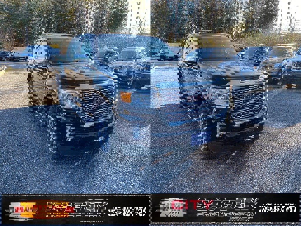 Used 2022 GMC Canyon Denali image 3