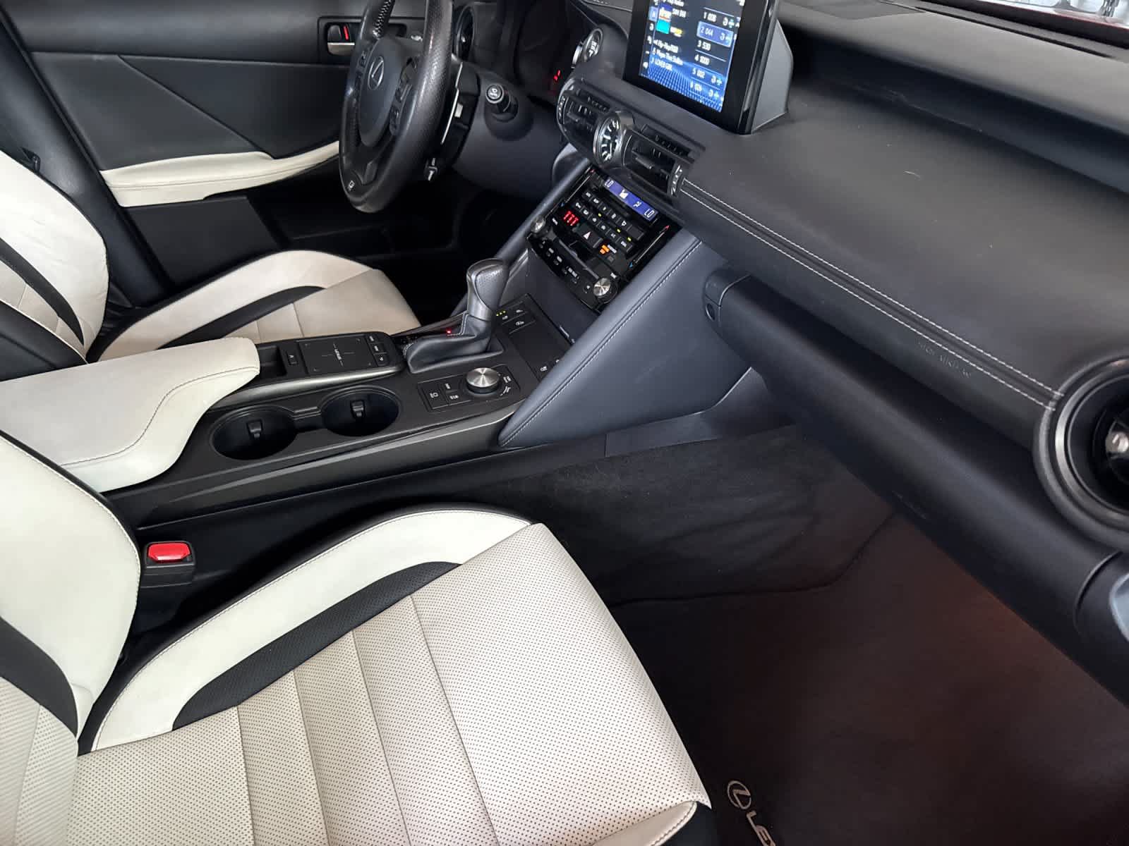 Certified 2023 Lexus IS 350 F Sport RWD image 16
