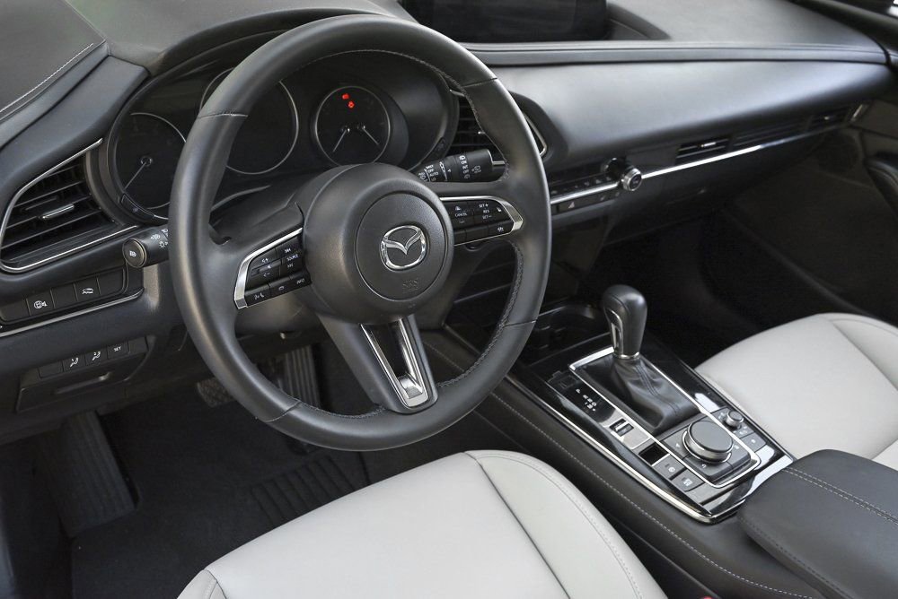 Certified 2025 MAZDA CX-30 AWD 2.5 S w/ Preferred Package image 13