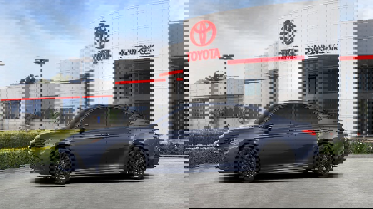 New 2026 Toyota Camry SE image 3