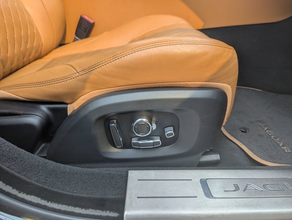 Used 2017 Jaguar XJ L Supercharged RWD image 40