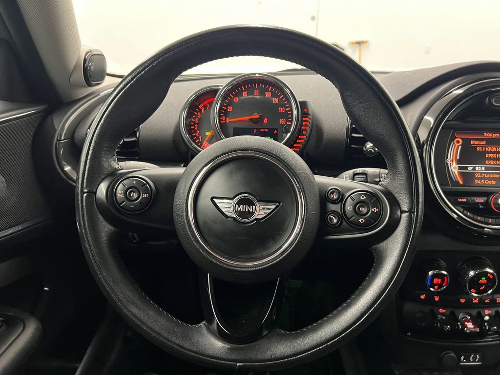 Used 2016 MINI Cooper Clubman S image 15