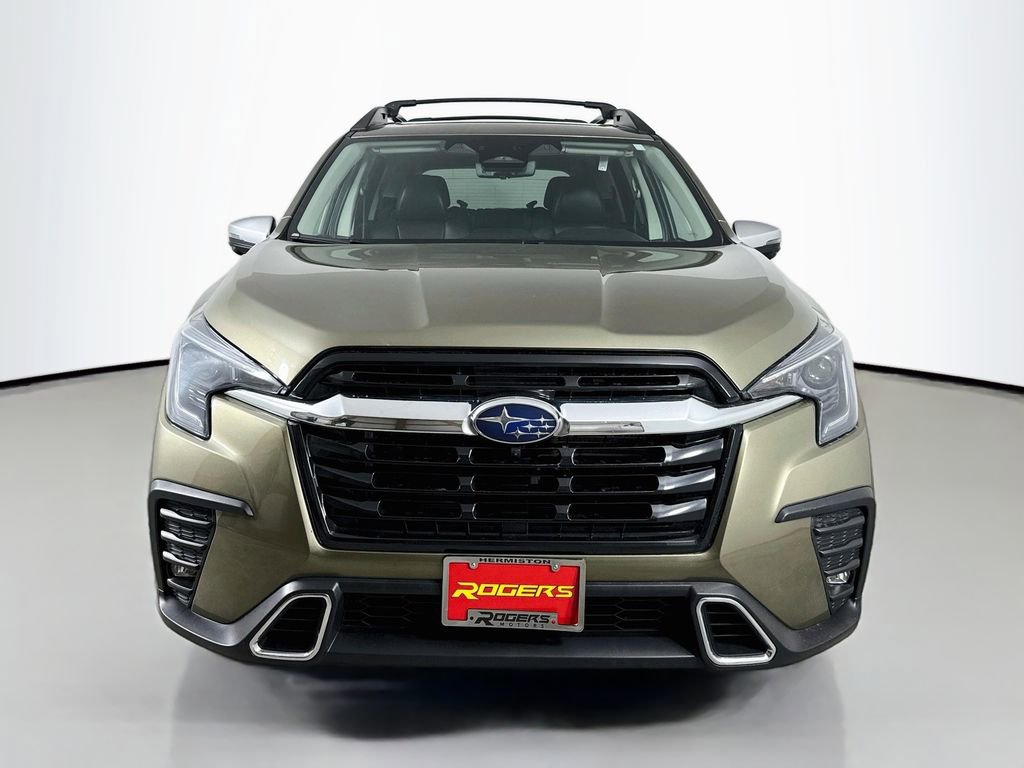 Used 2023 Subaru Ascent Touring AWD/4WD image 2