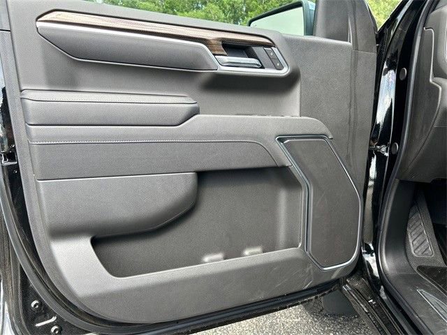 New 2025 Chevrolet Silverado 1500 LT w/ Safety Package image 17