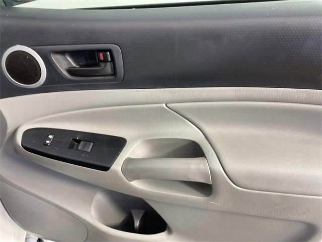 Used 2015 Toyota Tacoma 4x4 Double Cab w/ TRD Sport Package image 25