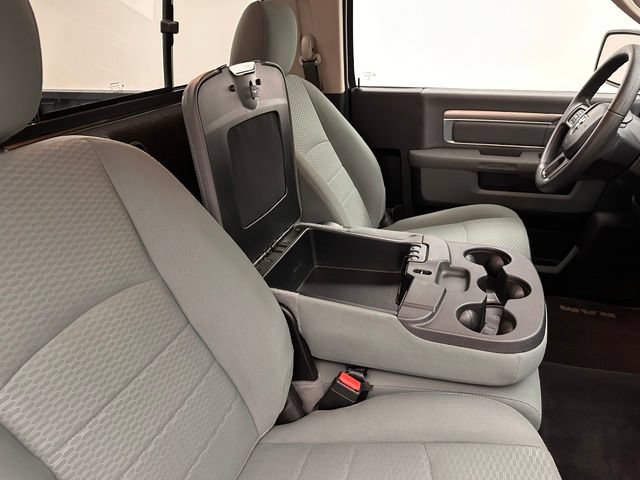 Used 2019 RAM 1500 Classic SLT AWD/4WD image 18