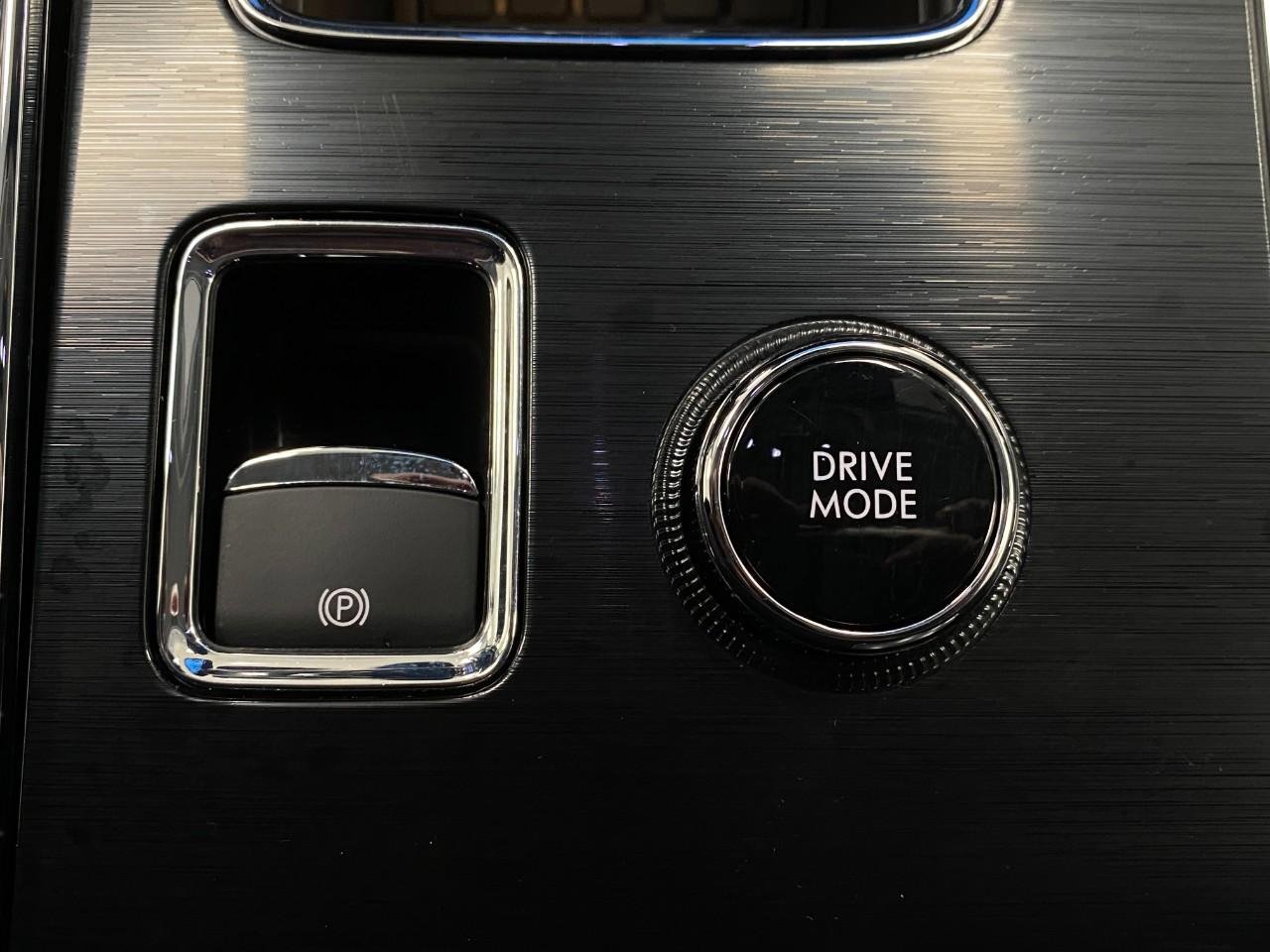 Used 2025 Lincoln Aviator AWD w/ Equipment Group 101A image 28