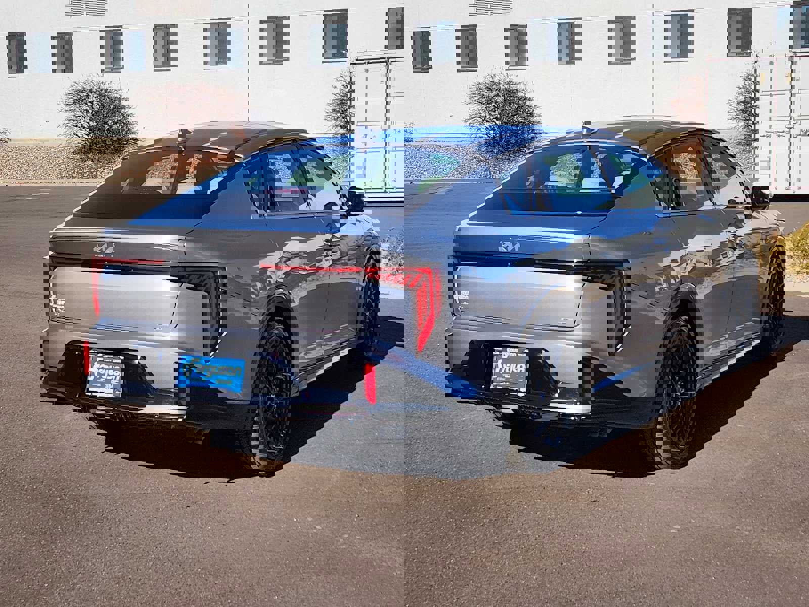 Used 2025 Kia K4 GT-Line Turbo image 3