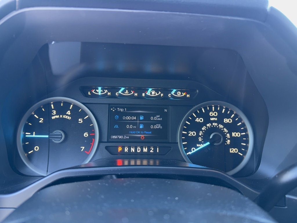 Used 2015 Ford F150 XLT w/ Equipment Group 302A Luxury image 16