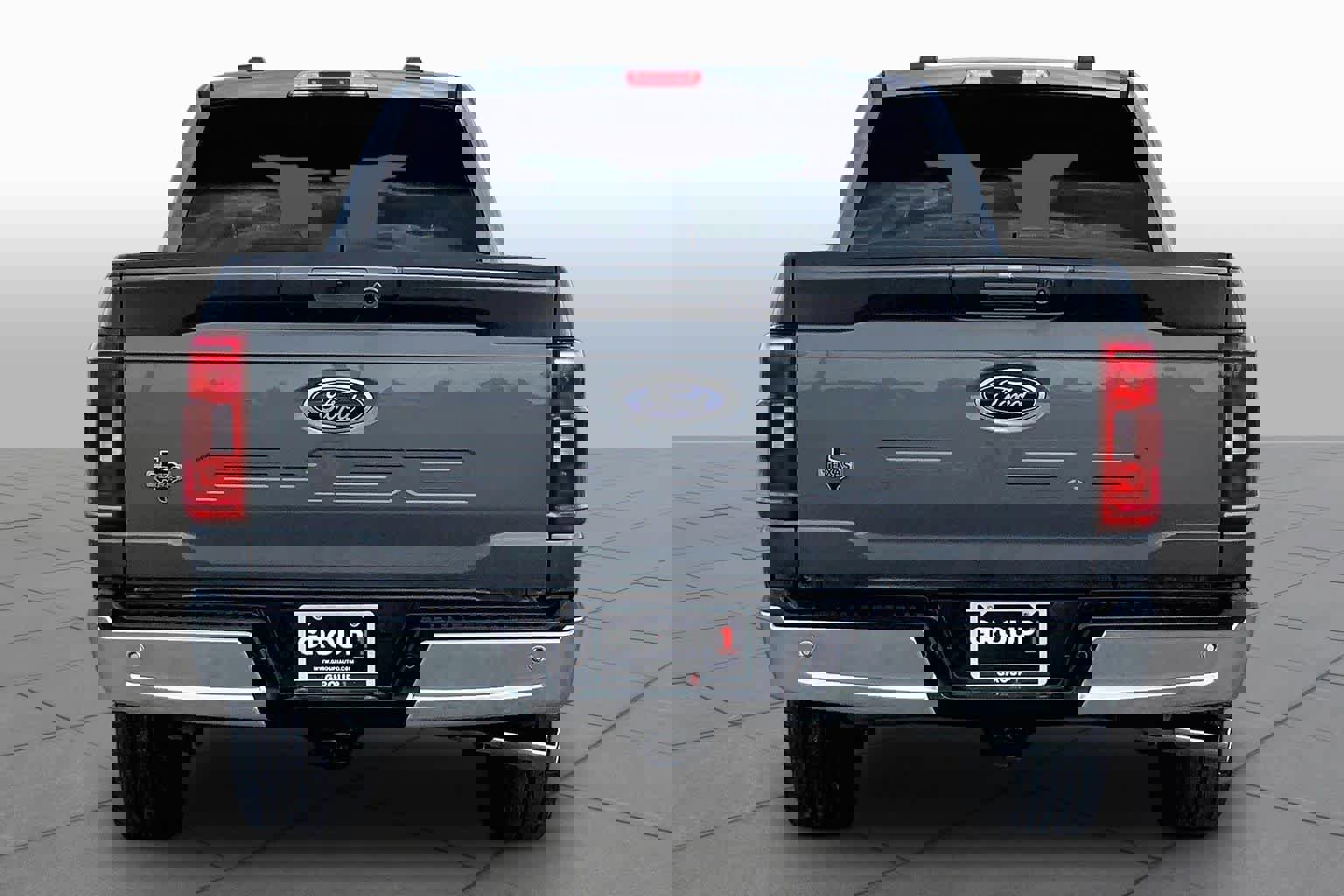 Used 2021 Ford F150 XLT w/ Equipment Group 302A High RWD image 5