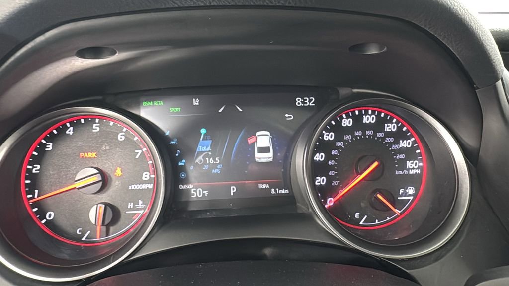 Used 2021 Toyota Camry XSE image 18