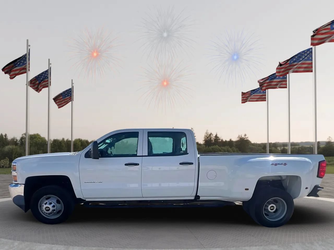 Used 2017 Chevrolet Silverado 3500 W/T AWD/4WD image 4