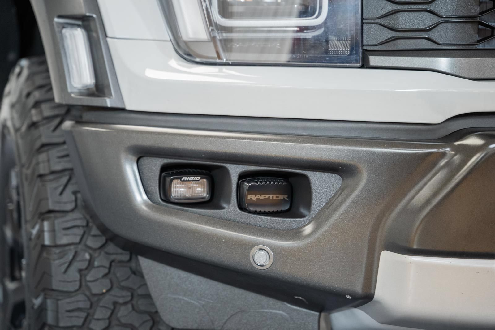 Used 2023 Ford F150 Raptor w/ Raptor 37 Performance Package AWD/4WD image 13