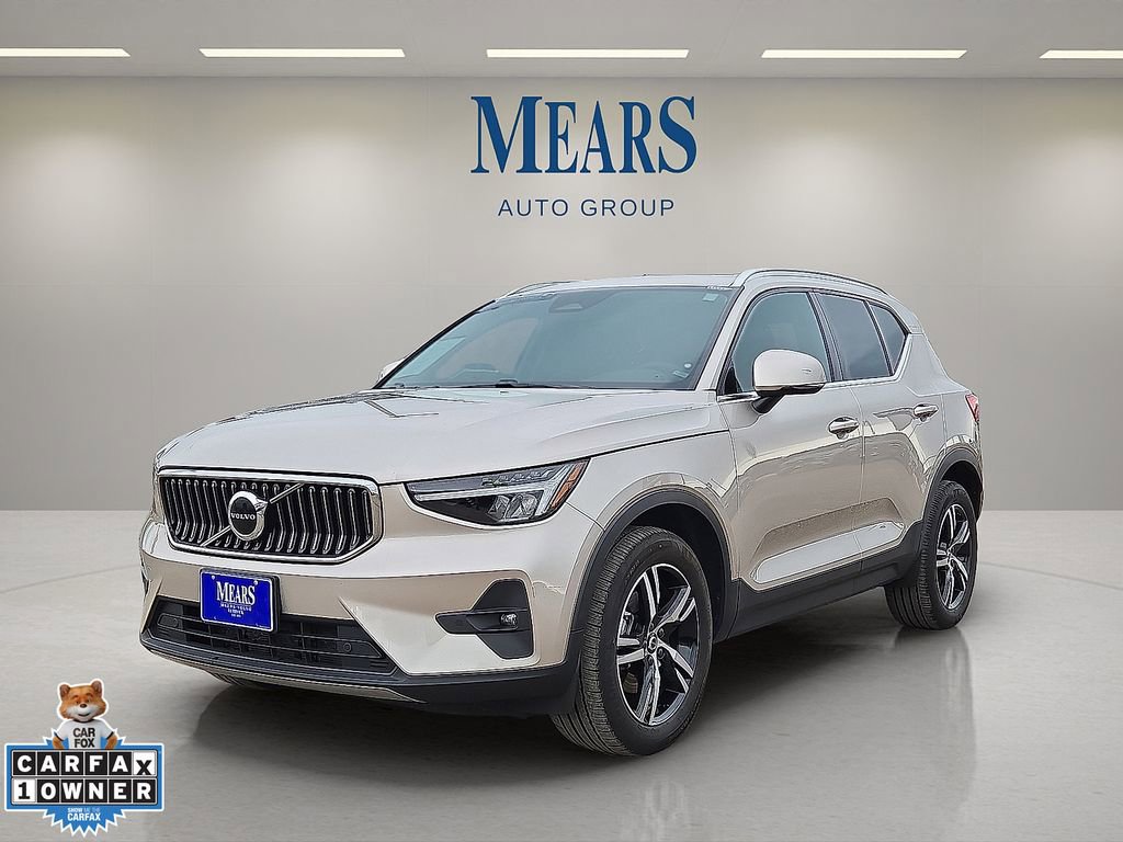 Certified 2023 Volvo XC40 B5 Plus w/ Climate Package