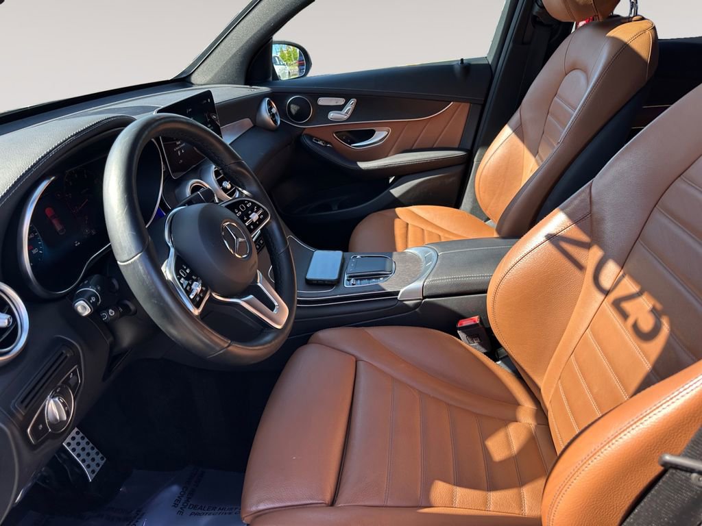 Used 2023 Mercedes-Benz GLC 300 4MATIC Coupe image 9