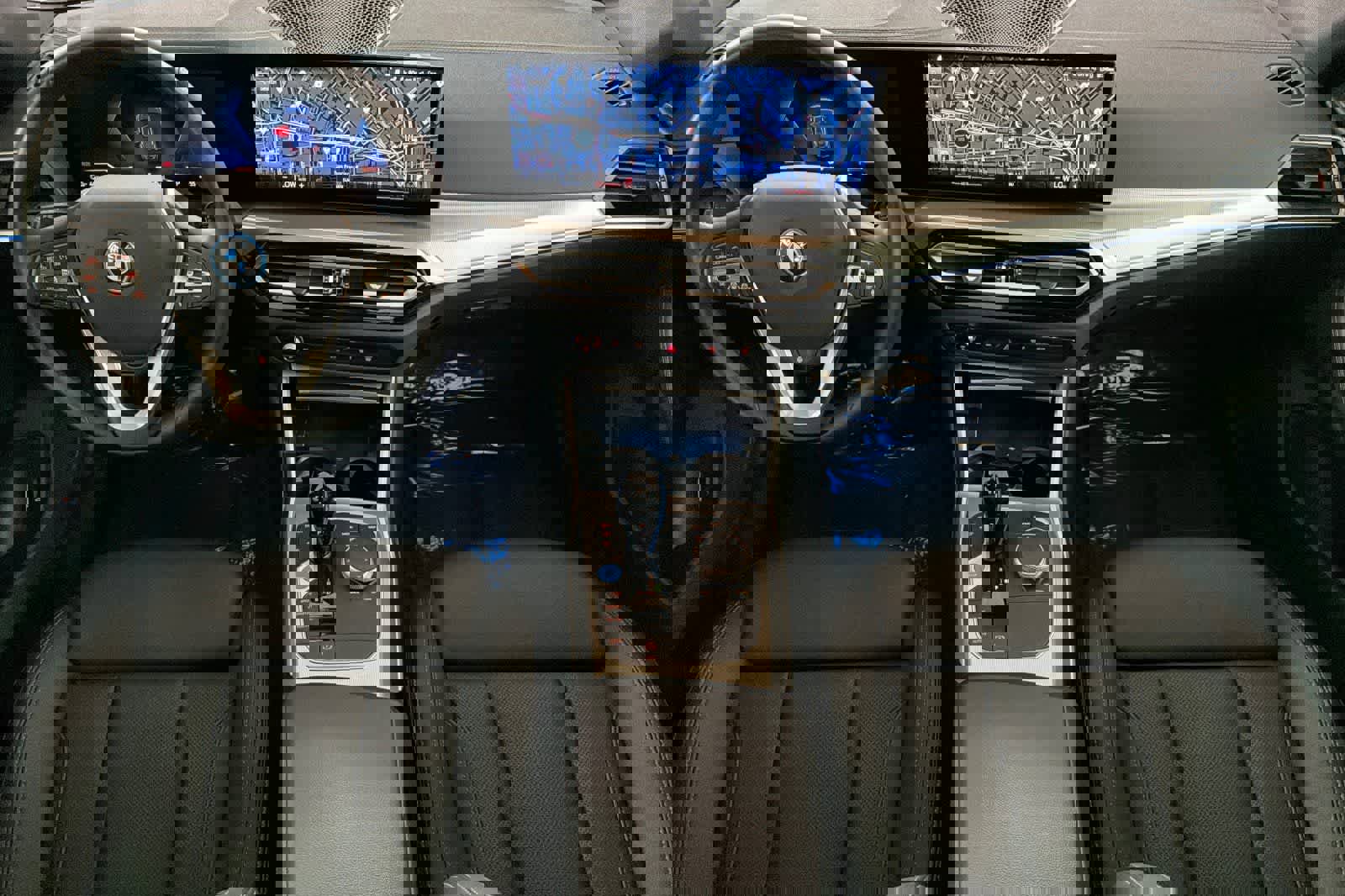 Used 2022 BMW i4 eDrive40 image 3