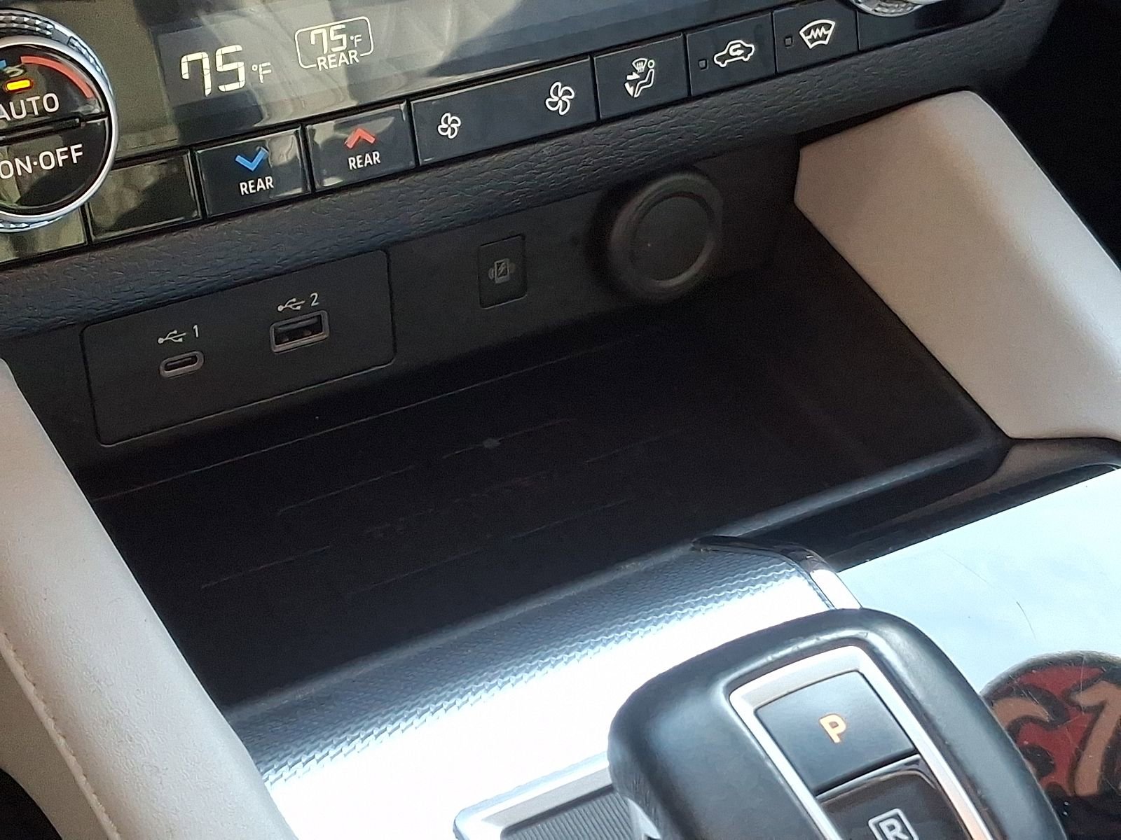 Used 2023 Mitsubishi Outlander SEL Black Edition image 24