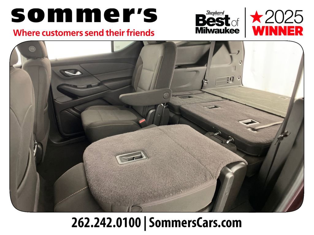 Used 2019 Chevrolet Traverse LT w/ LPO, Black Accent Package image 28