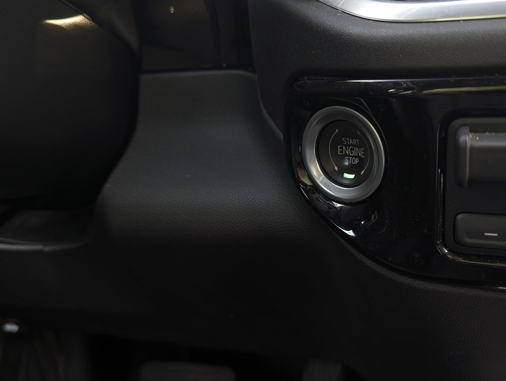 Used 2022 Chevrolet Silverado 1500 LTZ image 35