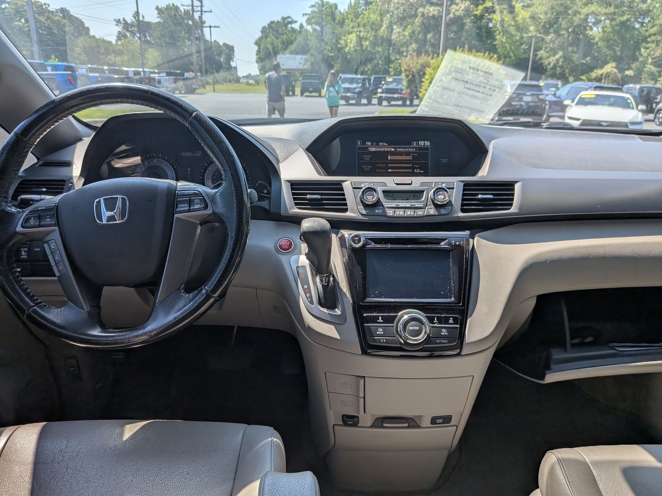 Used 2017 Honda Odyssey EX-L image 12