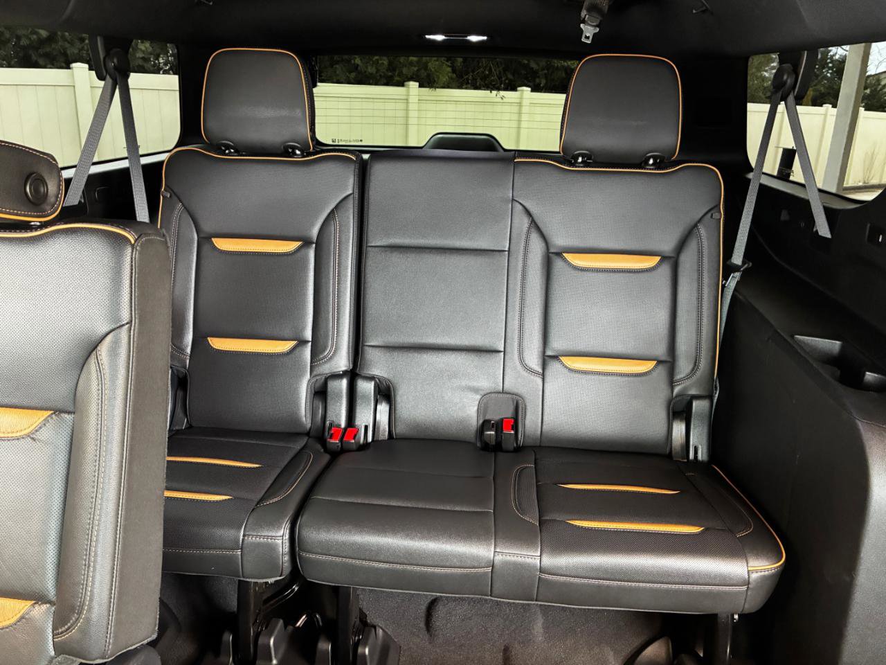 Used 2021 GMC Yukon XL AT4 image 32