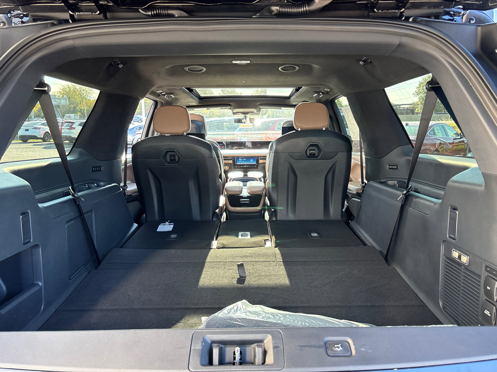 New 2025 Lincoln Navigator L Black Label image 9