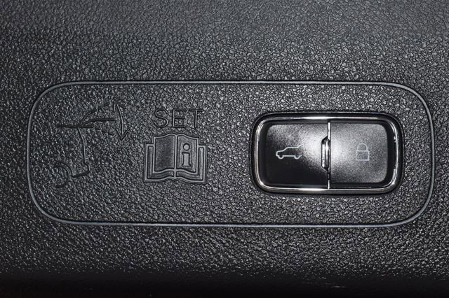 Used 2025 Lincoln Aviator Reserve image 37