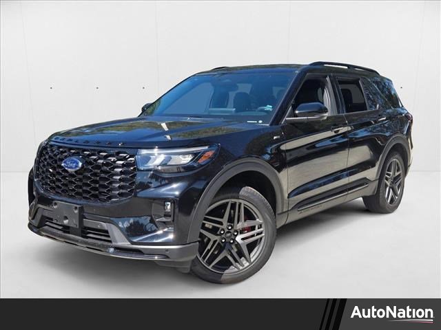 New 2025 Ford Explorer ST-Line w/ Premium Package
