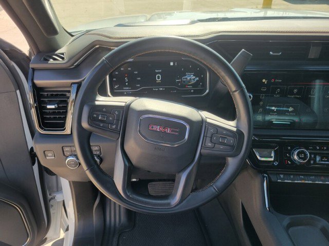 Used 2024 GMC Sierra 2500 AT4 w/ Technology Package image 16