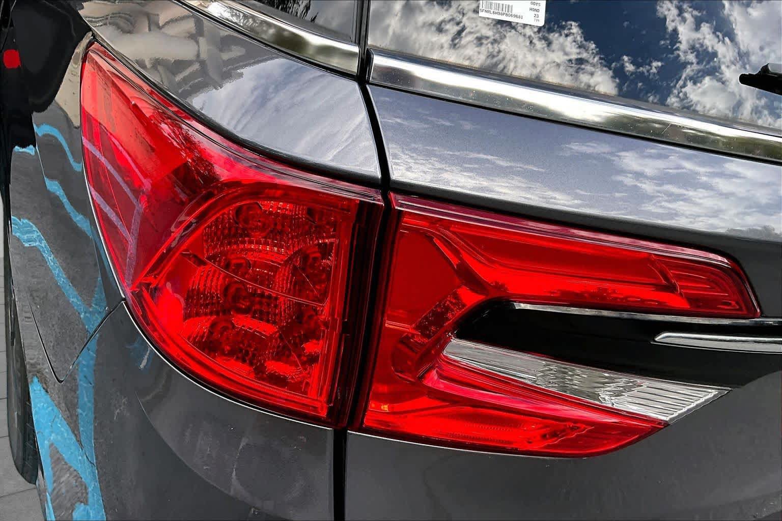 Used 2023 Honda Odyssey Elite image 29