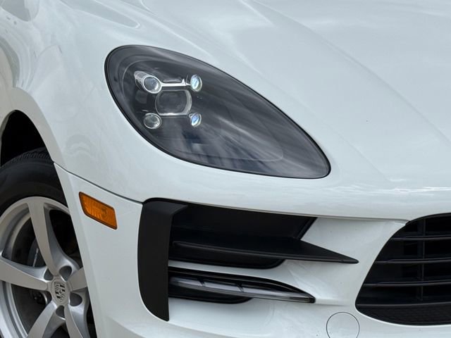 Used 2019 Porsche Macan AWD/4WD image 3